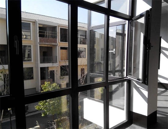 门窗材料科学与工艺技术创新解析(图1) 门窗:材料科学与工艺的精妙结晶