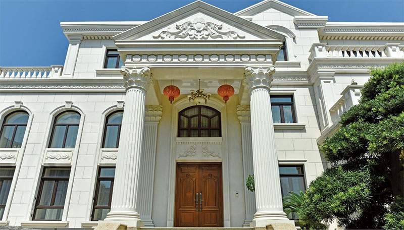 别墅原木门(图1)