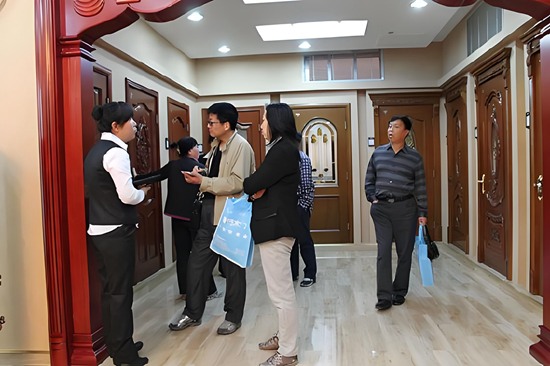 如何借助品牌排名选购高品质门业产品(图1) 如何借助品牌排名选购高品质门业产品(图1)